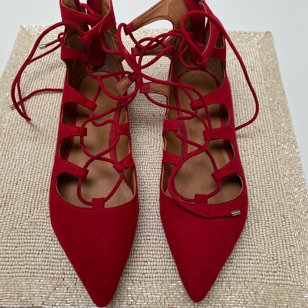 Strappy ALDO flats in red suede!♥️